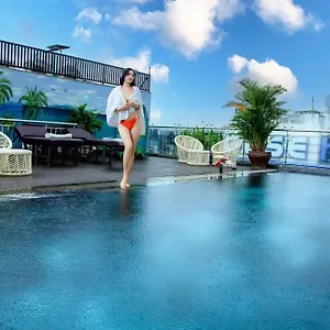 https://dylan.hotelsofhoian.com