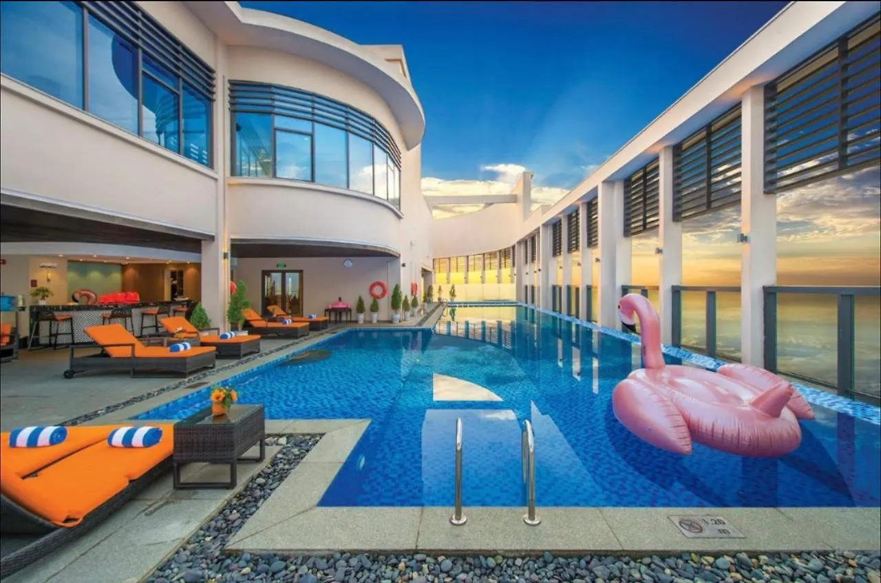 Luxury Apartment In Altara Building With Ocean View Da Nang